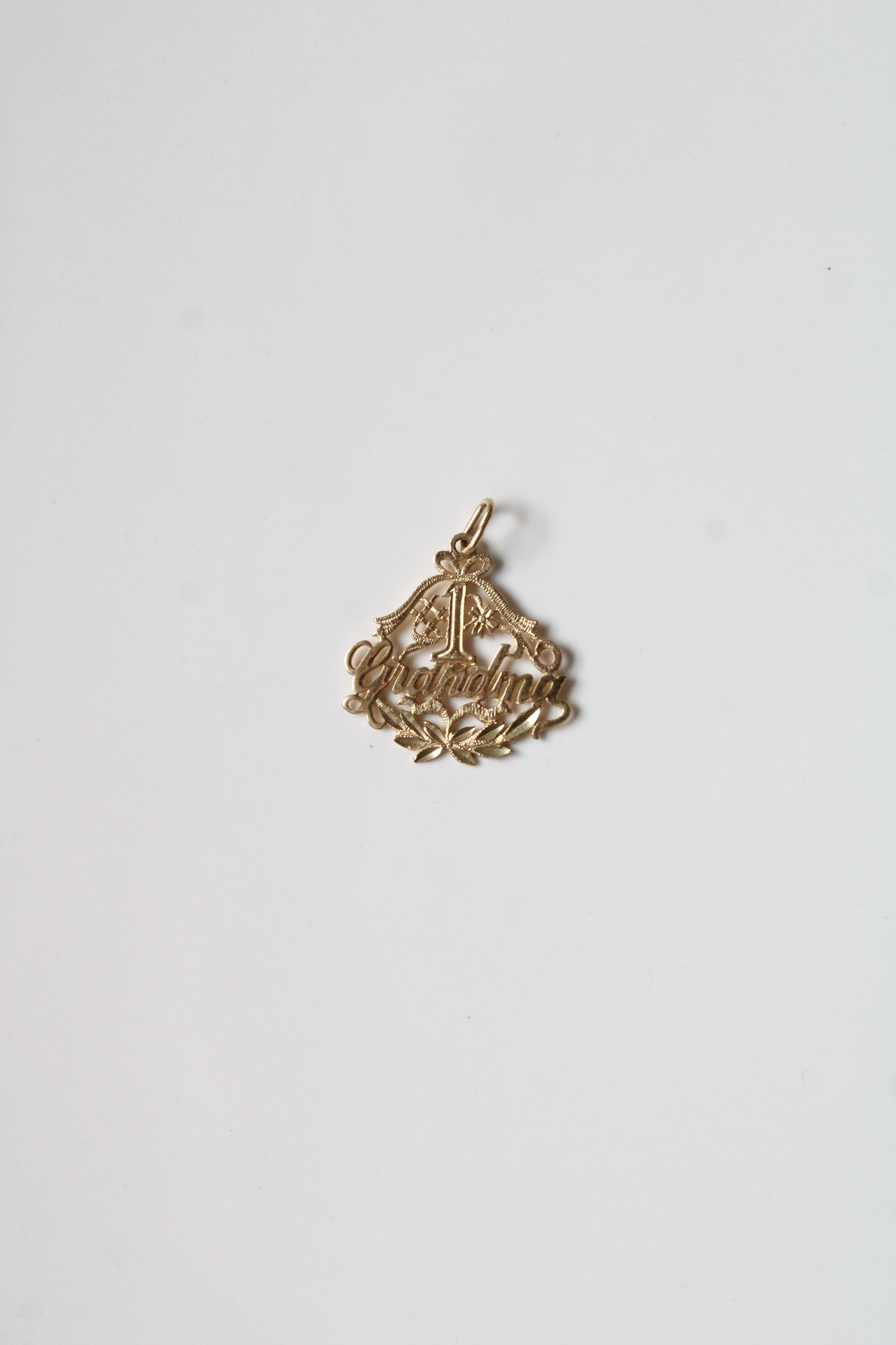 14K Yellow Gold "#1 Grandma" Necklace Pendant