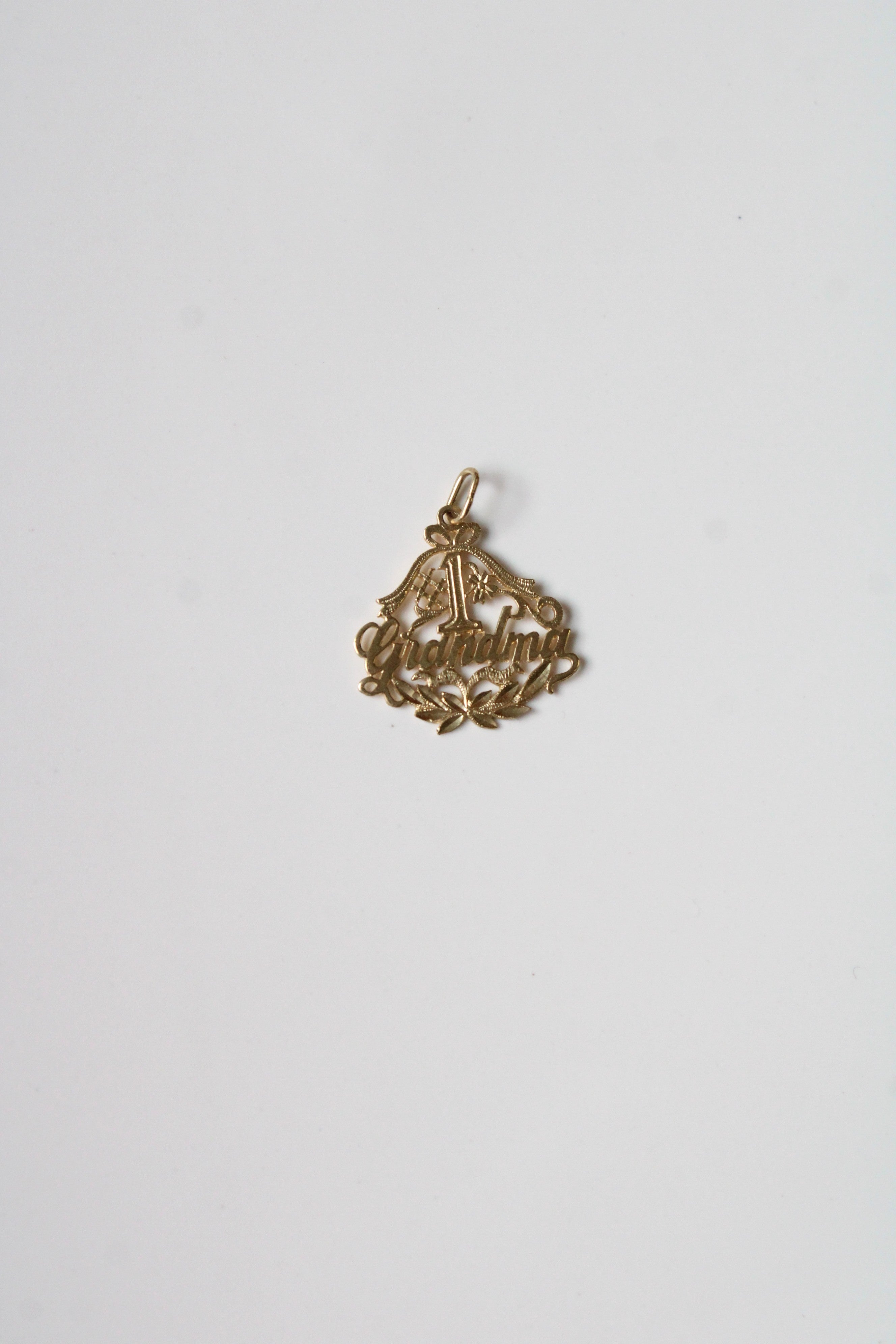 14K Yellow Gold "#1 Grandma" Necklace Pendant