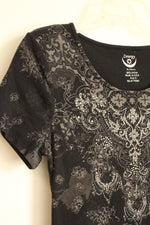 Zenergy by Chico's Black and Gray Embellished Rhinestone T-Shirt | 0