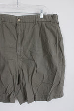 Covington Olive Green Shorts | 40