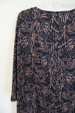 Honey & Lace Navy & Brown Leaf Print Top | L