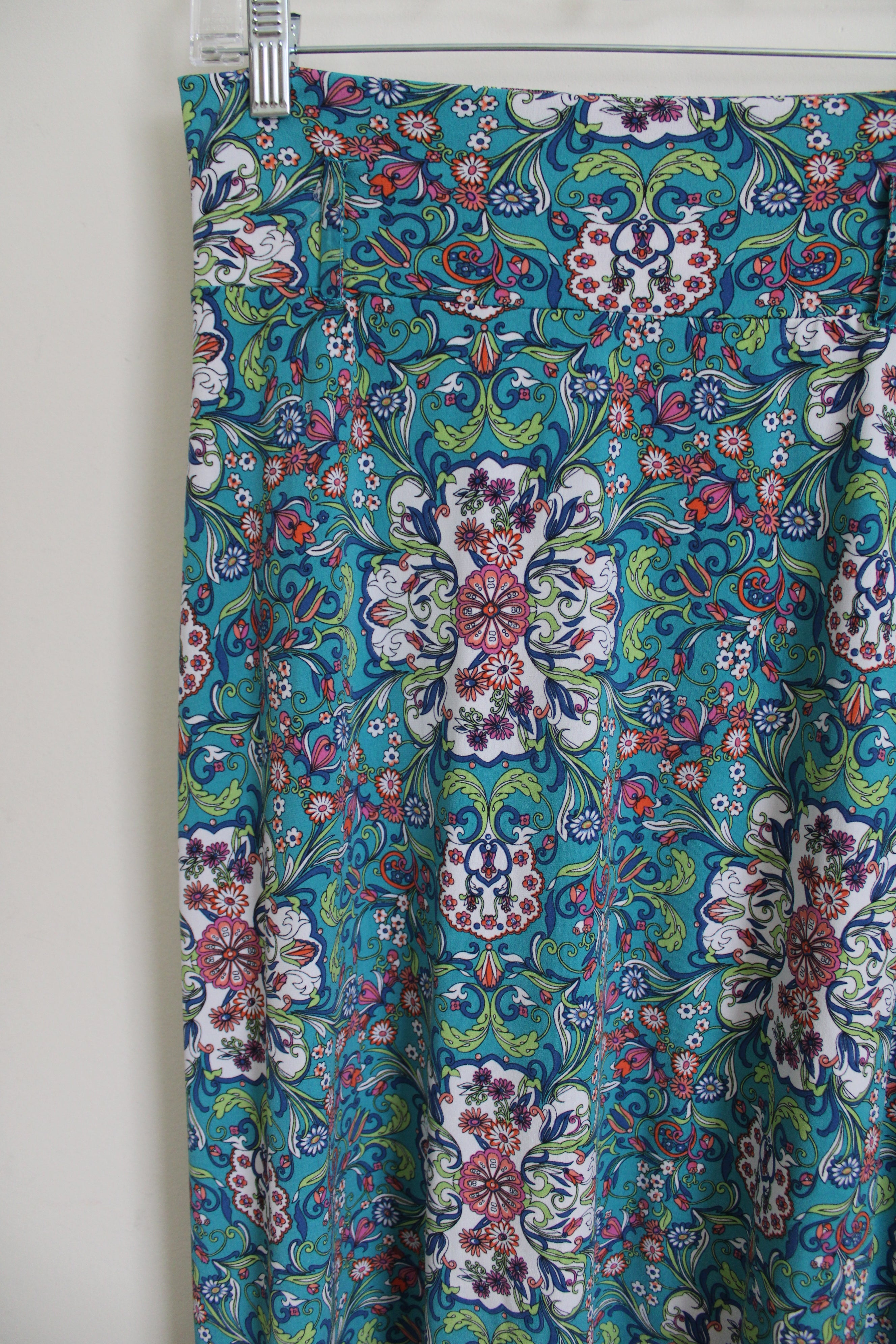 Bisou Bisou Blue Floral Ruffle Bottom Skirt | S Petite