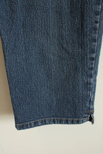 Gloria Vanderbilt Medium wash Denim Capris | 14P