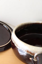 Large Vintage Gourmet Brown Drip Casserole Dish | 9.5"