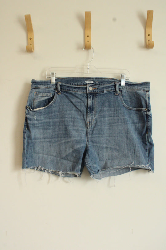 Old Navy Medium wash Mid-rise Boyfriend Denim Shorts | 16