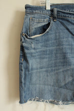 Old Navy Medium wash Mid-rise Boyfriend Denim Shorts | 16