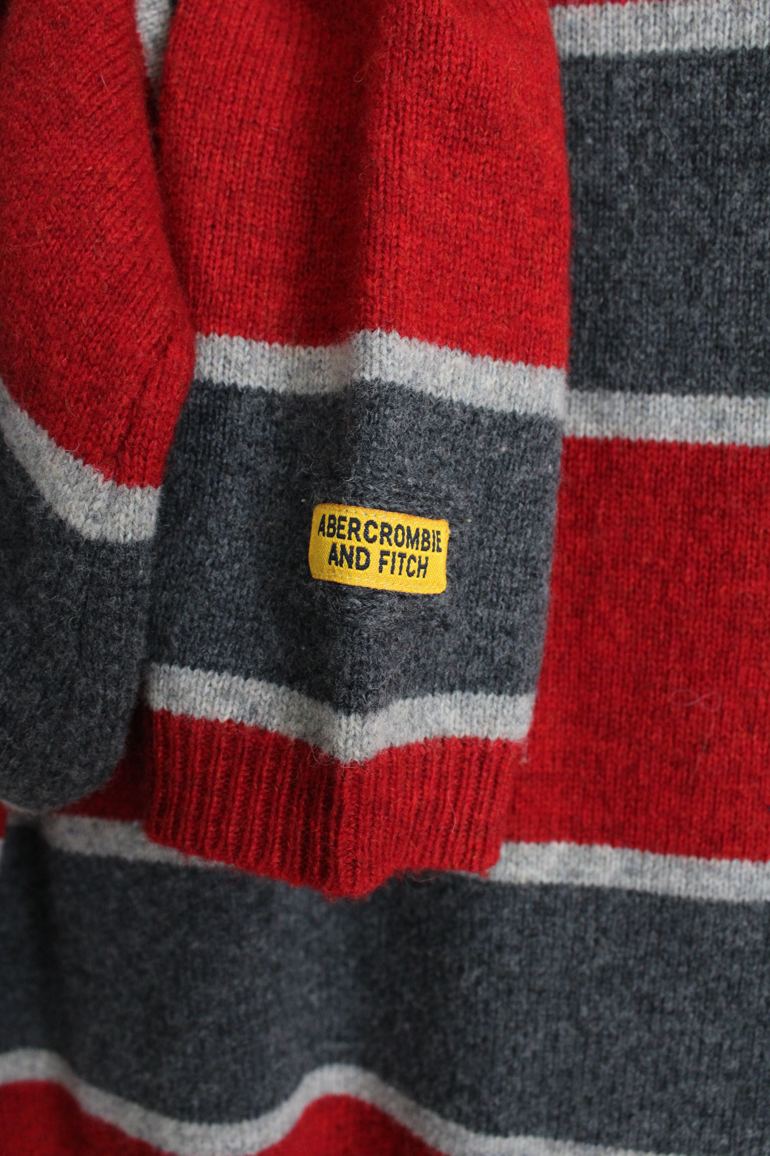 Abercrombie & Fitch Vintage Lambswool Red Gray Striped Sweater | L