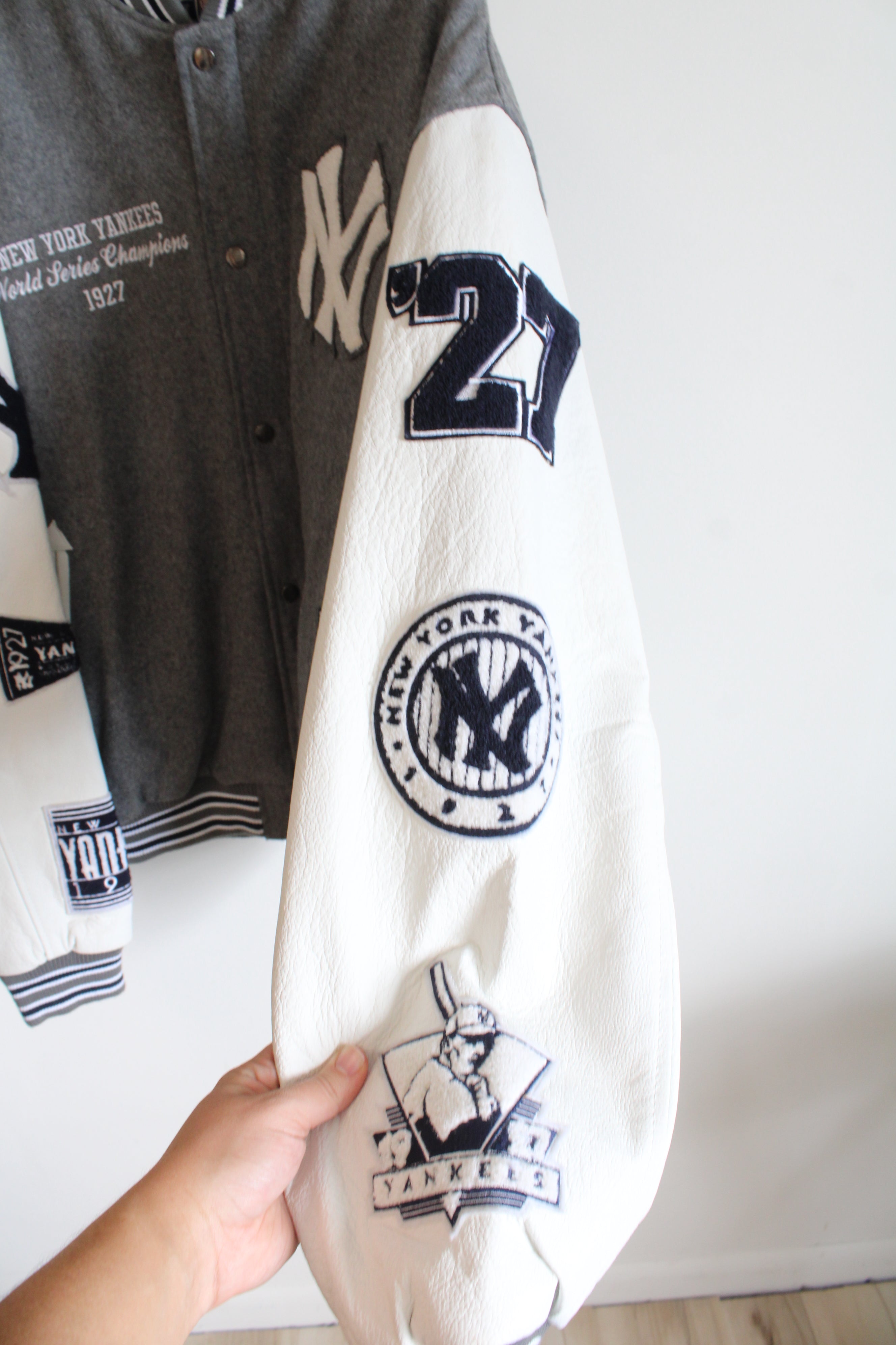 NEW Cooperstown Collection G-III Sports New York Yankees World Series Champion 1927 Gray & White Leather & Wool Varsity Jacket | XL