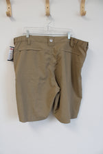 NEW Wrangler Khaki Relaxed Fit Shorts | 44