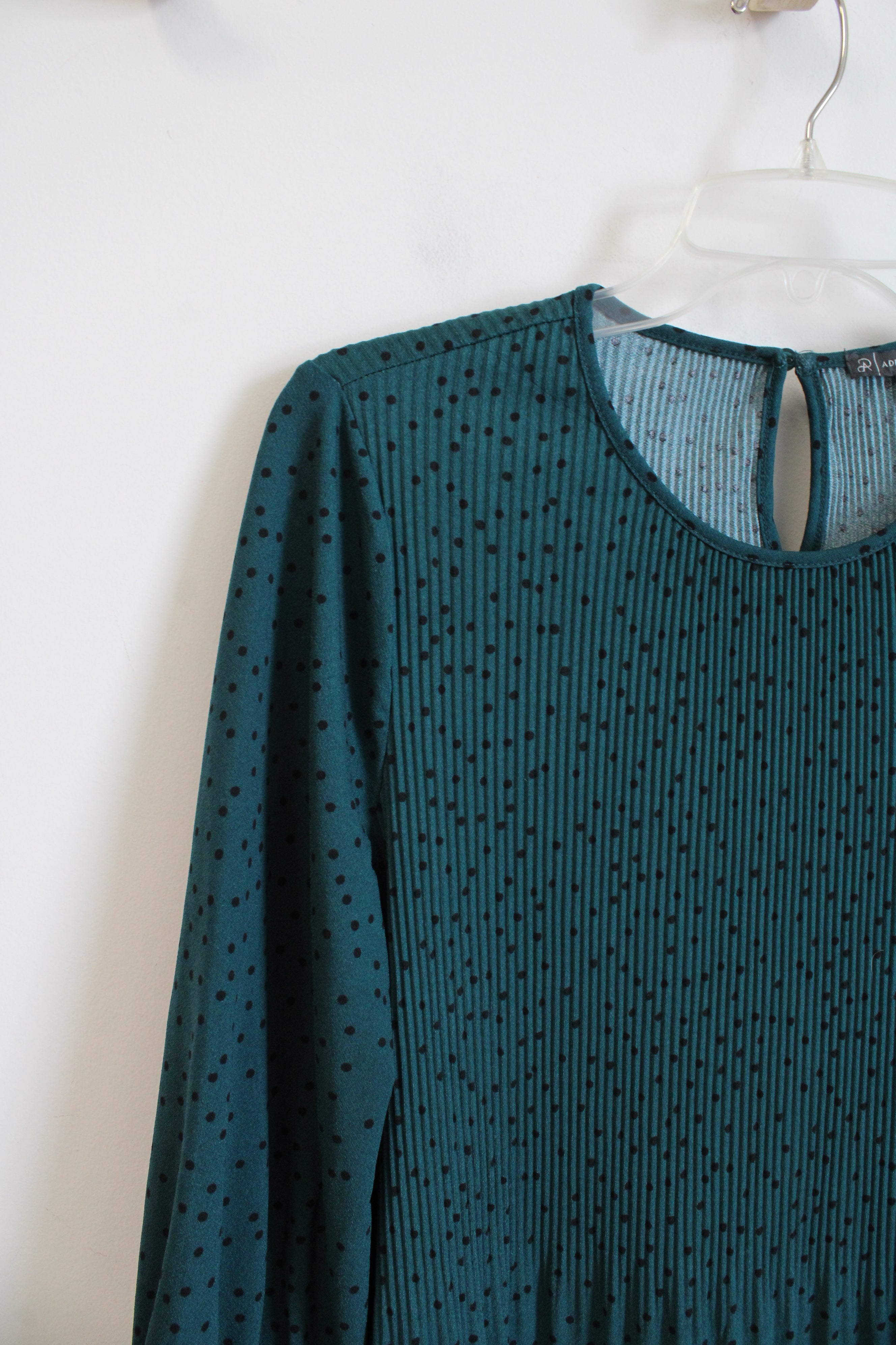 NEW Adrianna Papell Green & Black Dotted Pleated Long Sleeved Top | L