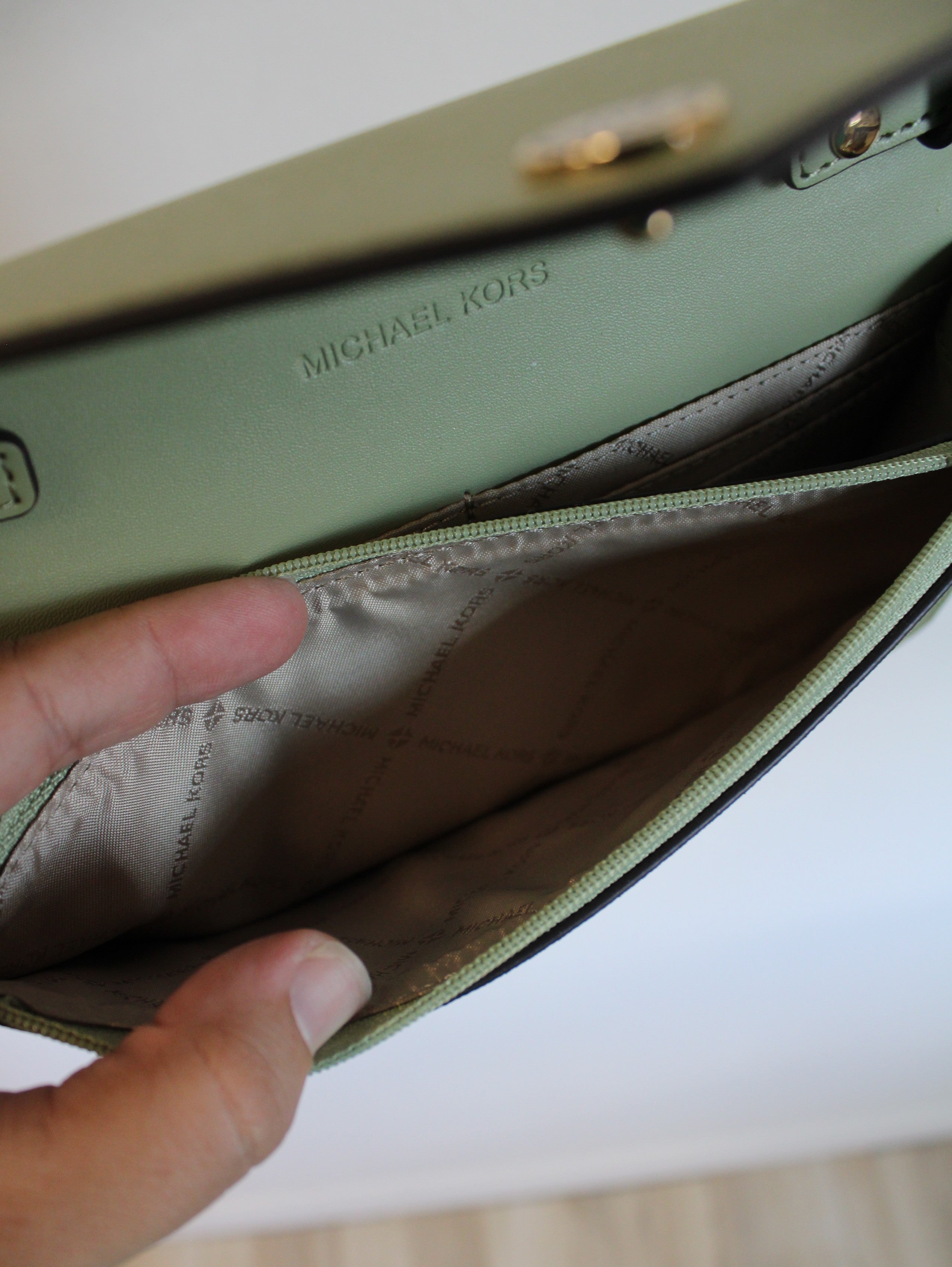 Michael Kors Jet Set Travel Green Gold Chain Crossbody Bag