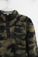 Under Armour Green Camo Sherpa 1/4 Buttoned Sweatshirt | Youth S