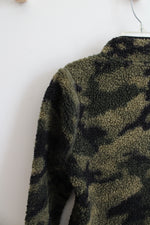 Under Armour Green Camo Sherpa 1/4 Buttoned Sweatshirt | Youth S