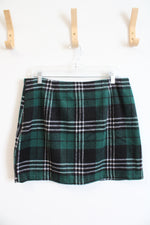 NEW (i) Green Black & White Plaid Fuzzy Mini Skirt | L