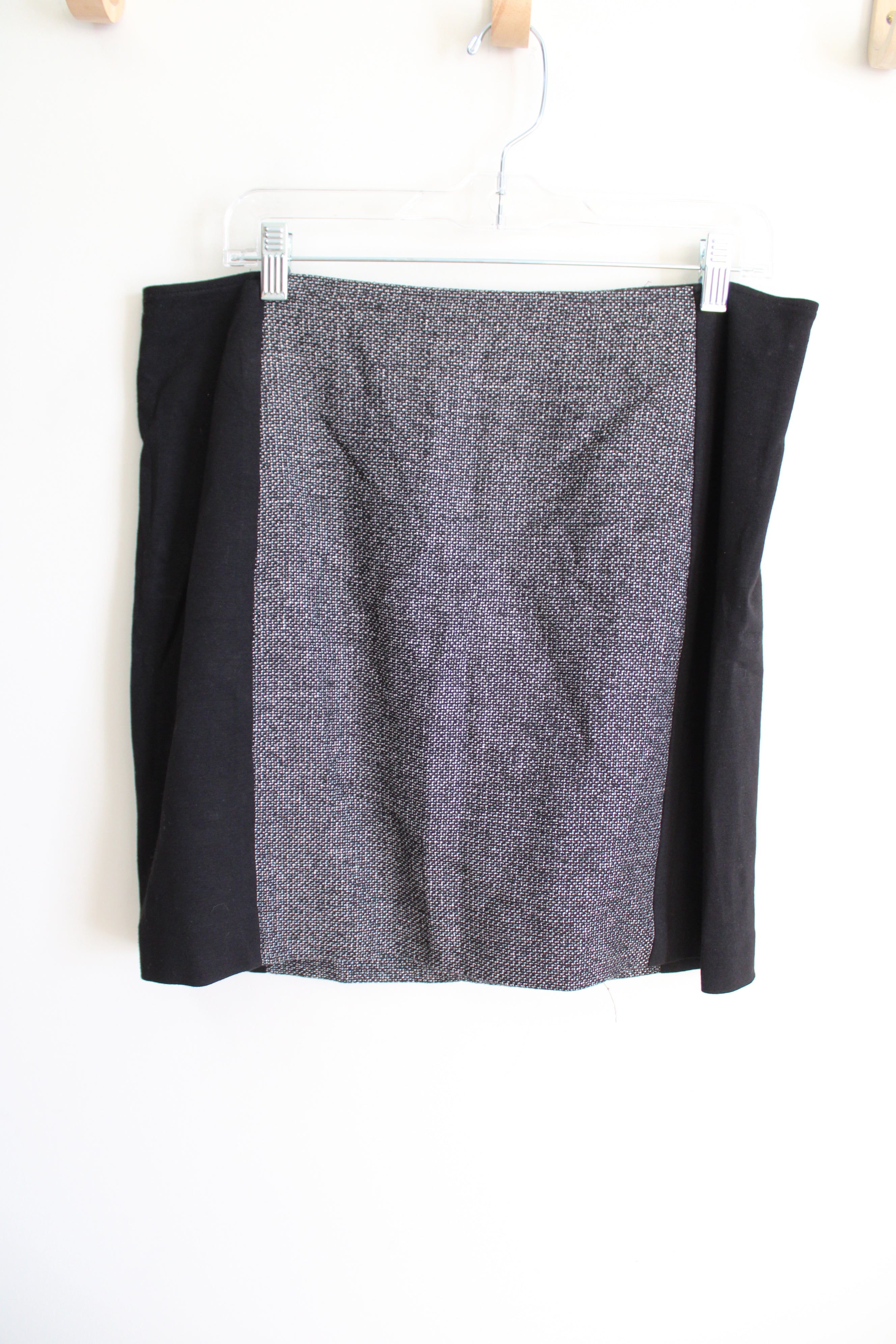 DKNYC Black Woven Panel Front Skirt | L