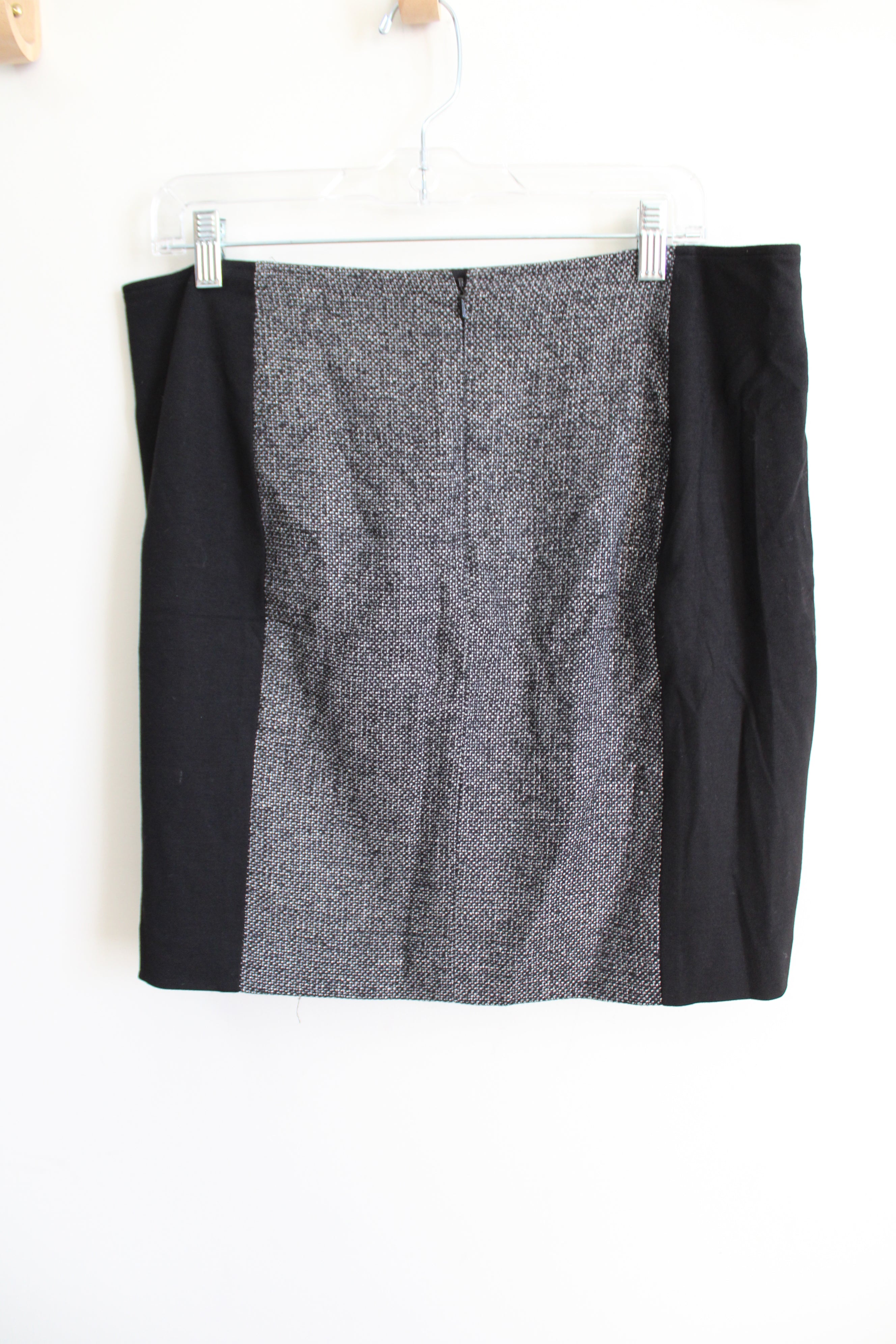DKNYC Black Woven Panel Front Skirt | L