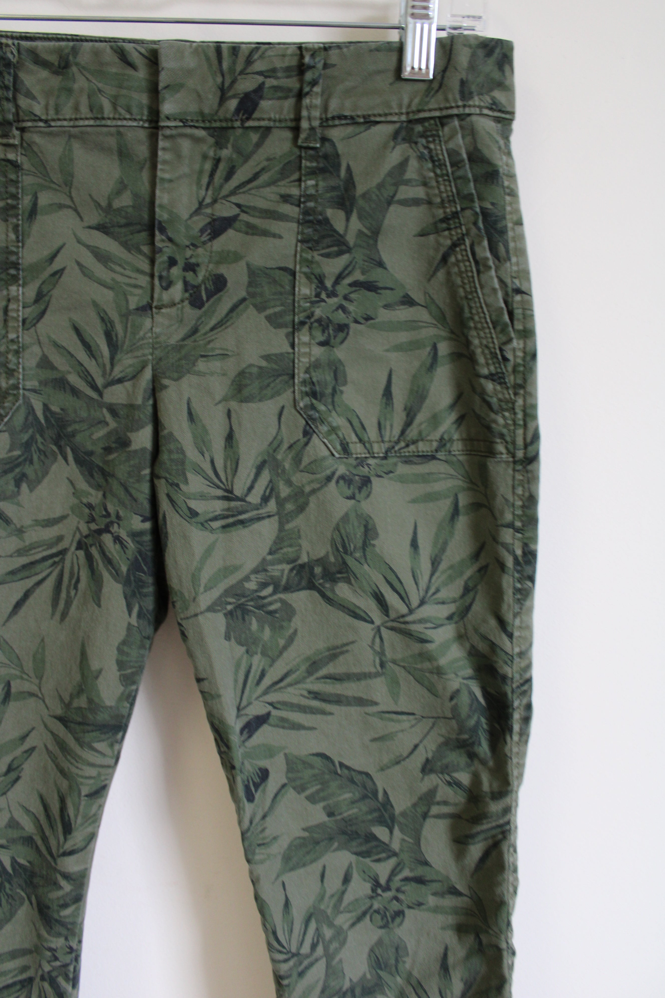 Old Navy Pixie Green Tropical Pant | 4