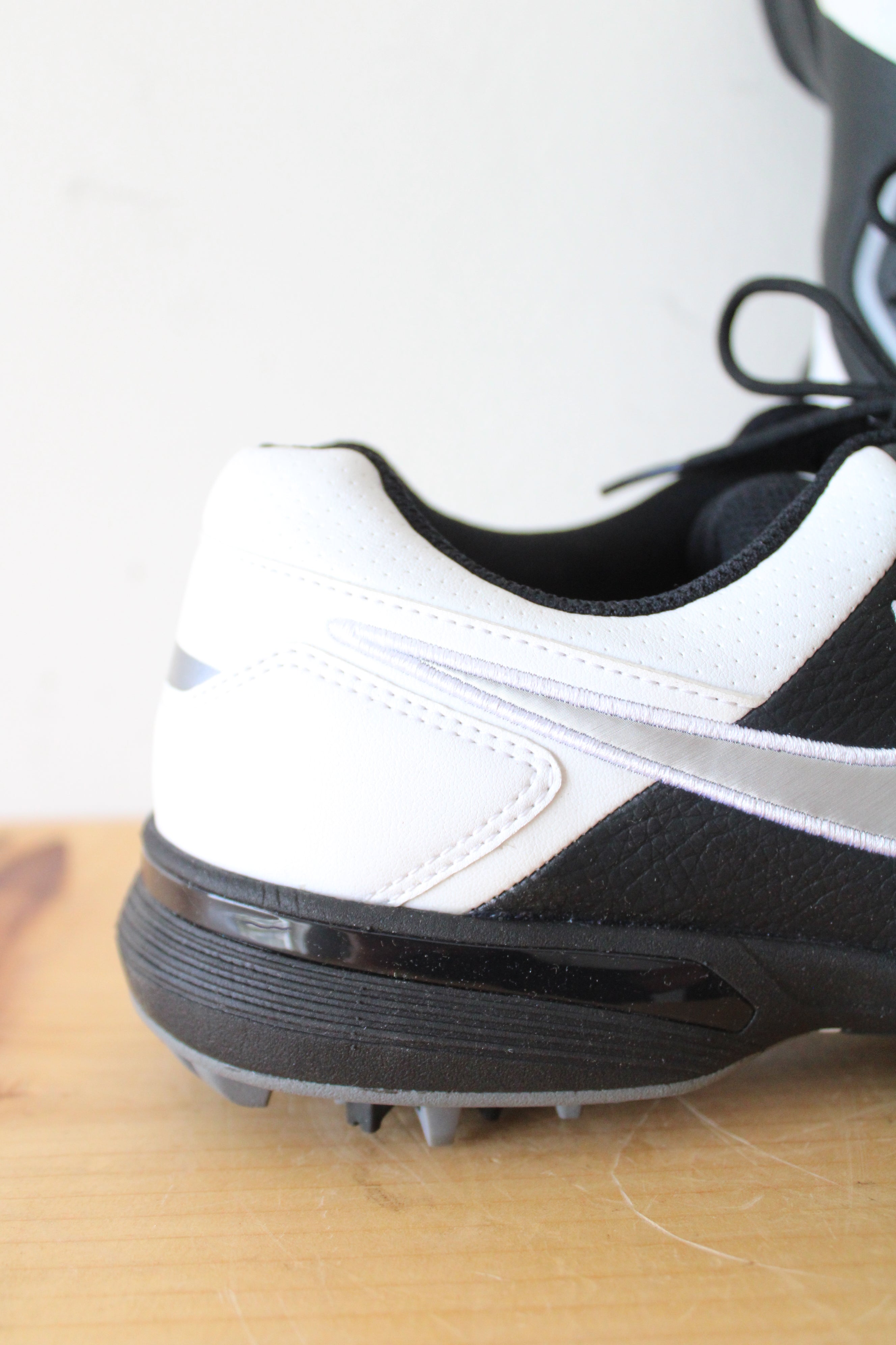 Nike Golf Heritage Black & White Golf Shoes | 8W