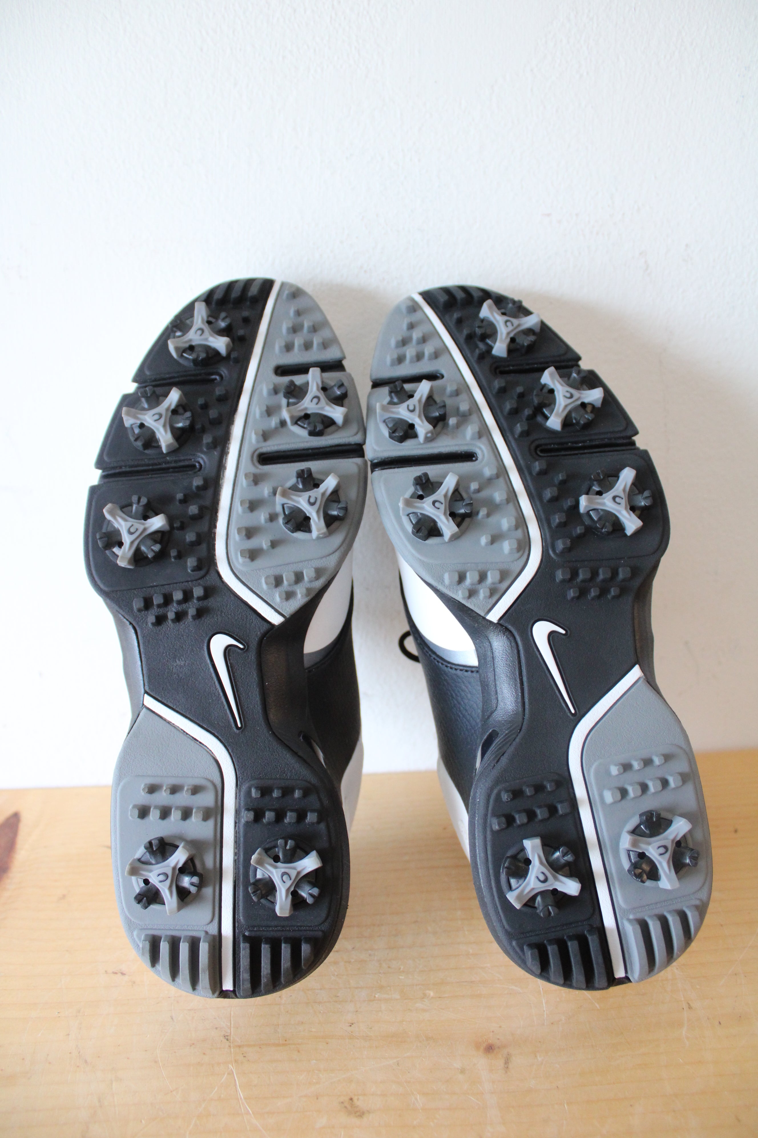 Nike Golf Heritage Black & White Golf Shoes | 8W