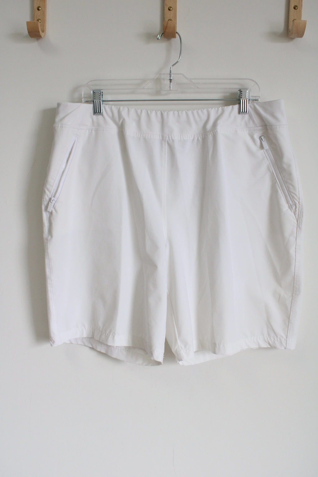 Chico's Zenergy White Stretch Shorts | 3 (XL/16)