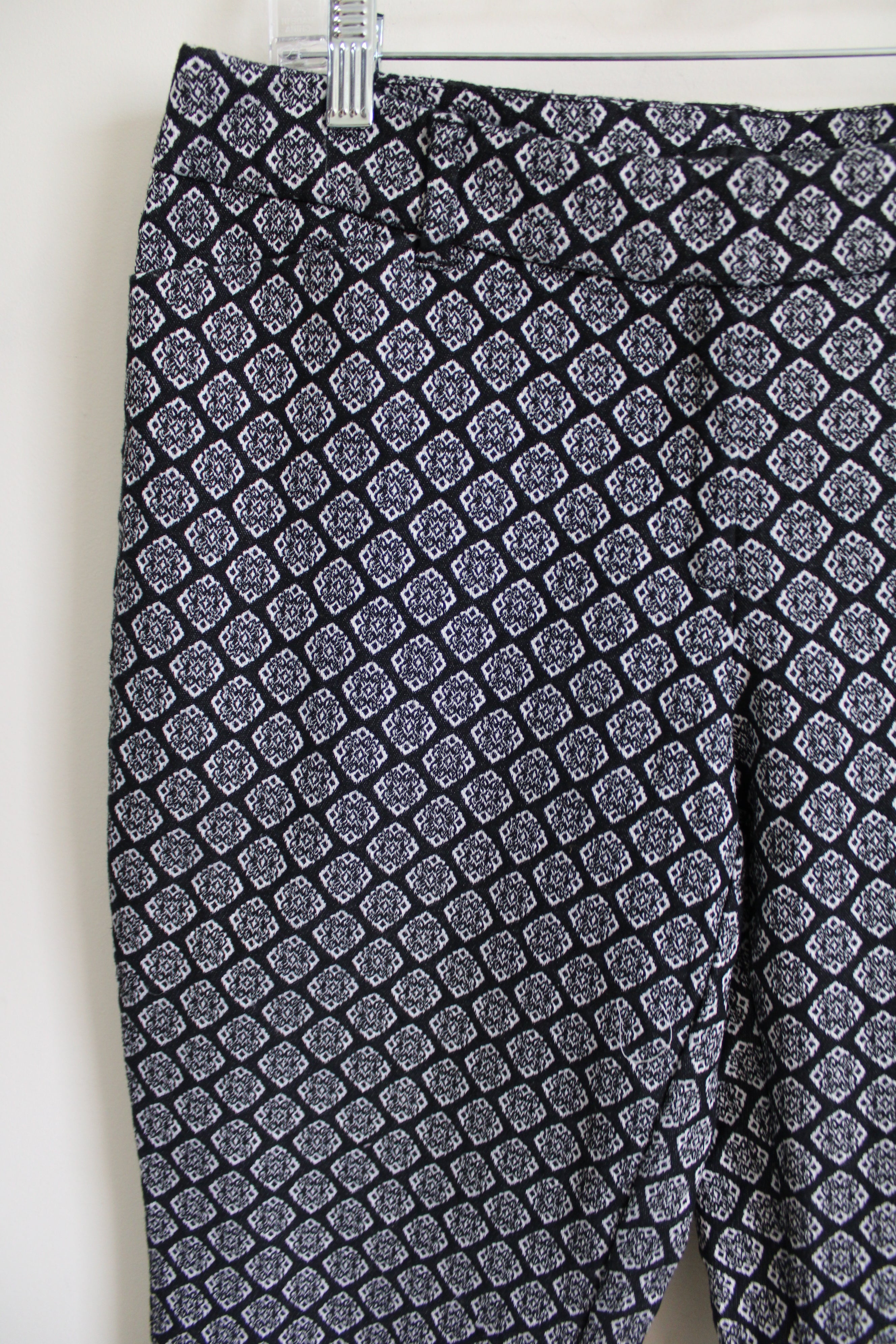 White House Black Market Patterned Slim Ankle Pant | 10