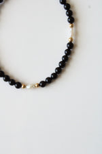 14K Yellow Gold Clasp Rice Pearl & Onyx Beaded Bracelet