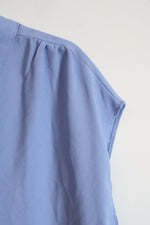 Banana Republic Blue Short-Sleeve V-Neck Blouse | M