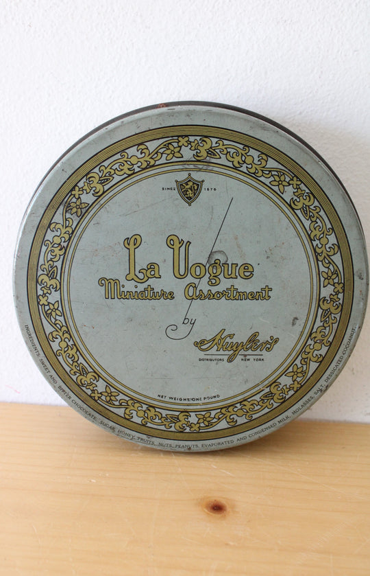 La Vogue Miniature Assortment Blue Green Vintage Tin