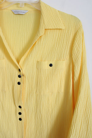 Christopher & Banks Yellow Textured Button Down Shirt | 2X Petite