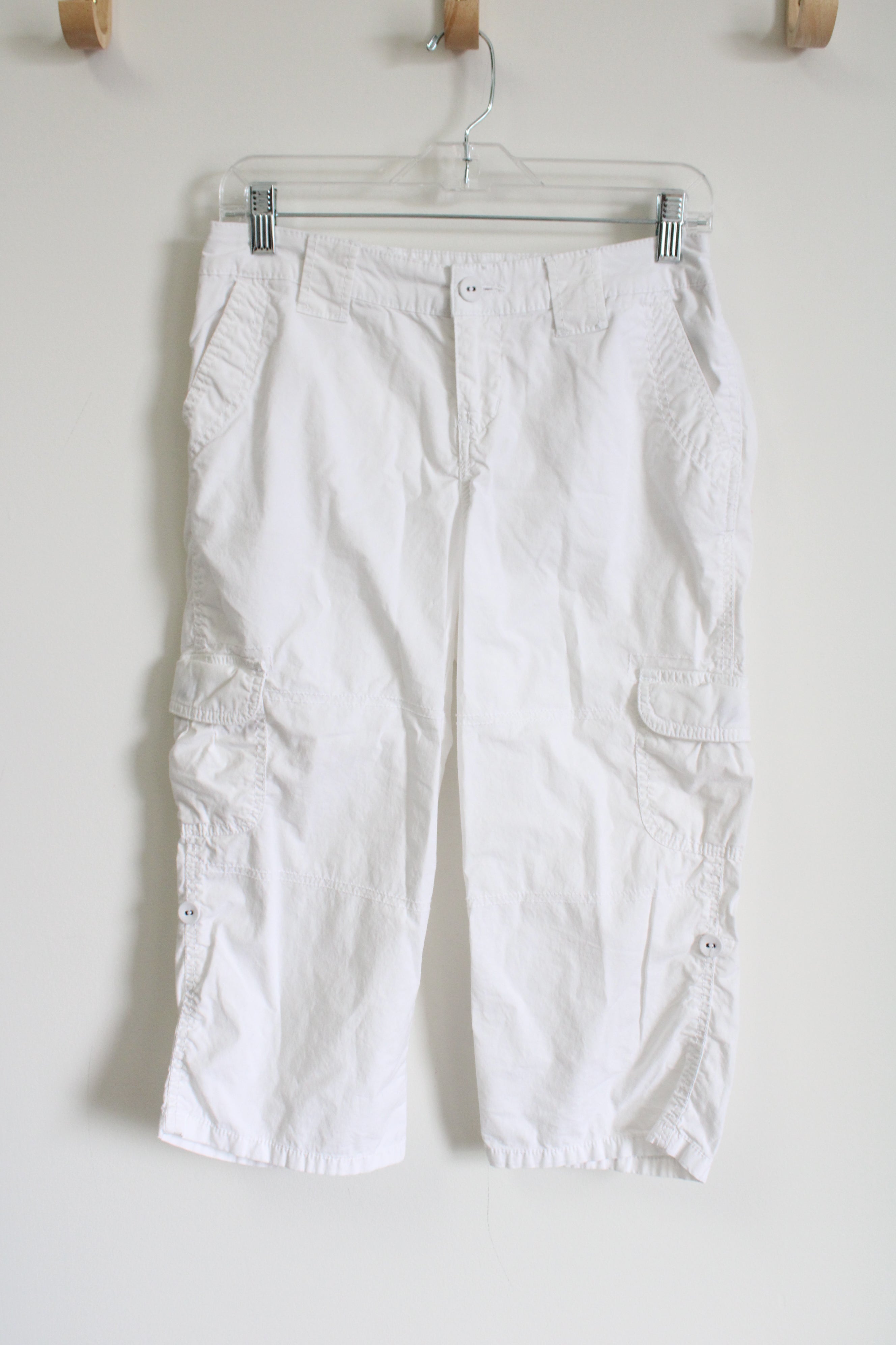 St. John's Bay White Cargo Capri | 4 Petite