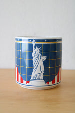 Chatsworth, CA Best Wishes Gifts Statue Of Liberty Singing National Anthem Mug