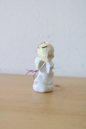 1998 Precious Moments Peace On Earth Porcelain Ornament