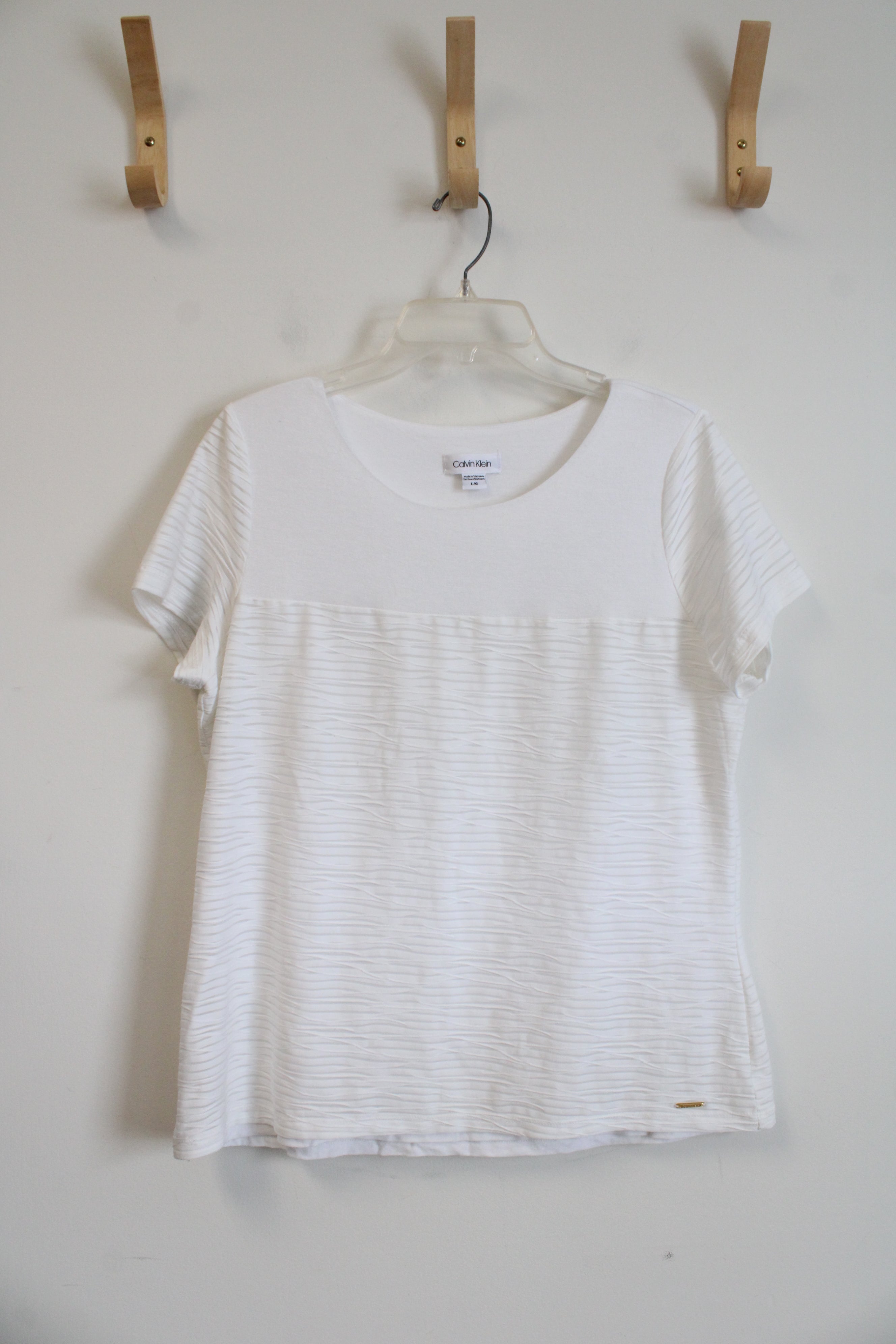 Calvin Klein White Textured Striped Top | L
