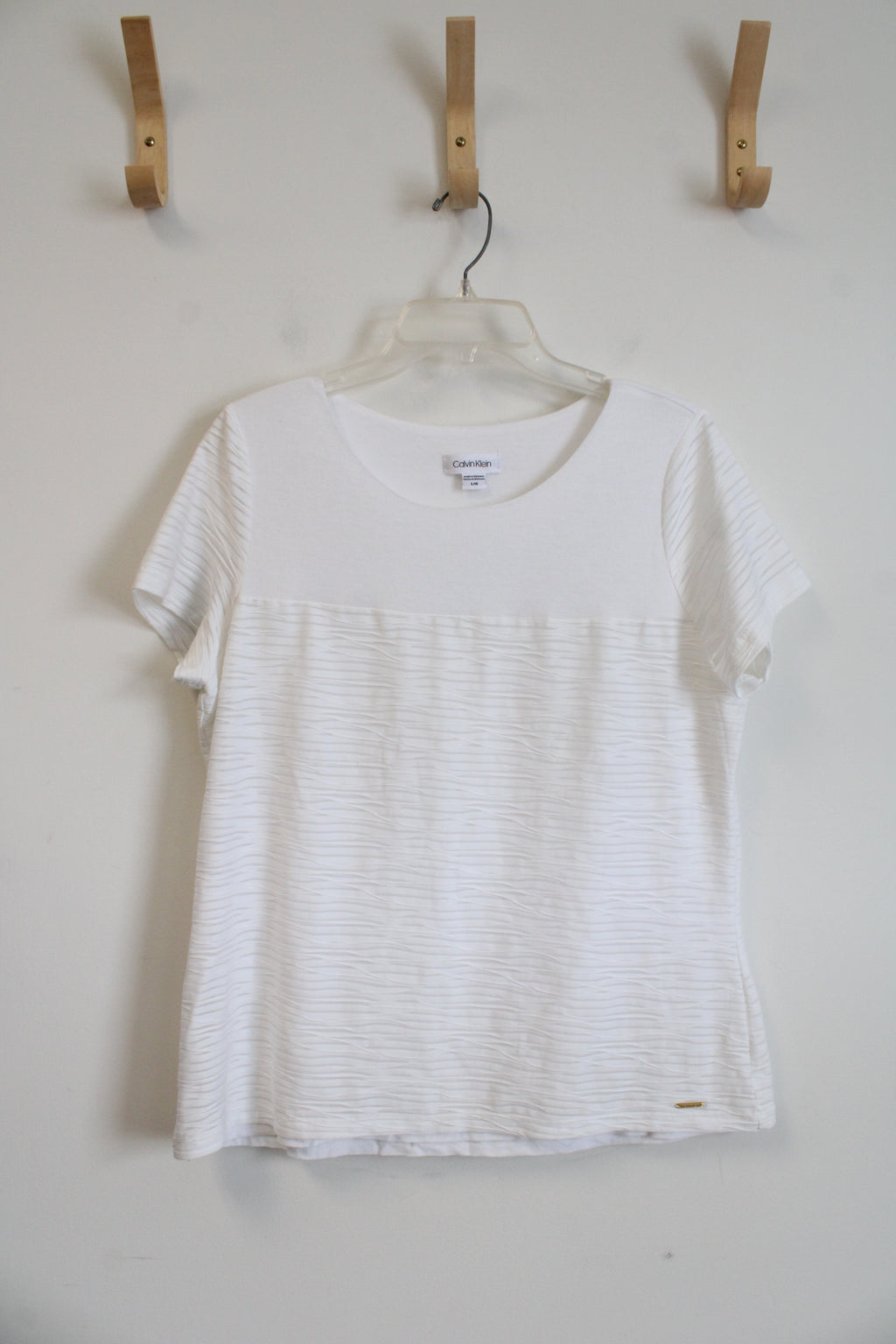 Calvin Klein White Textured Striped Top | L