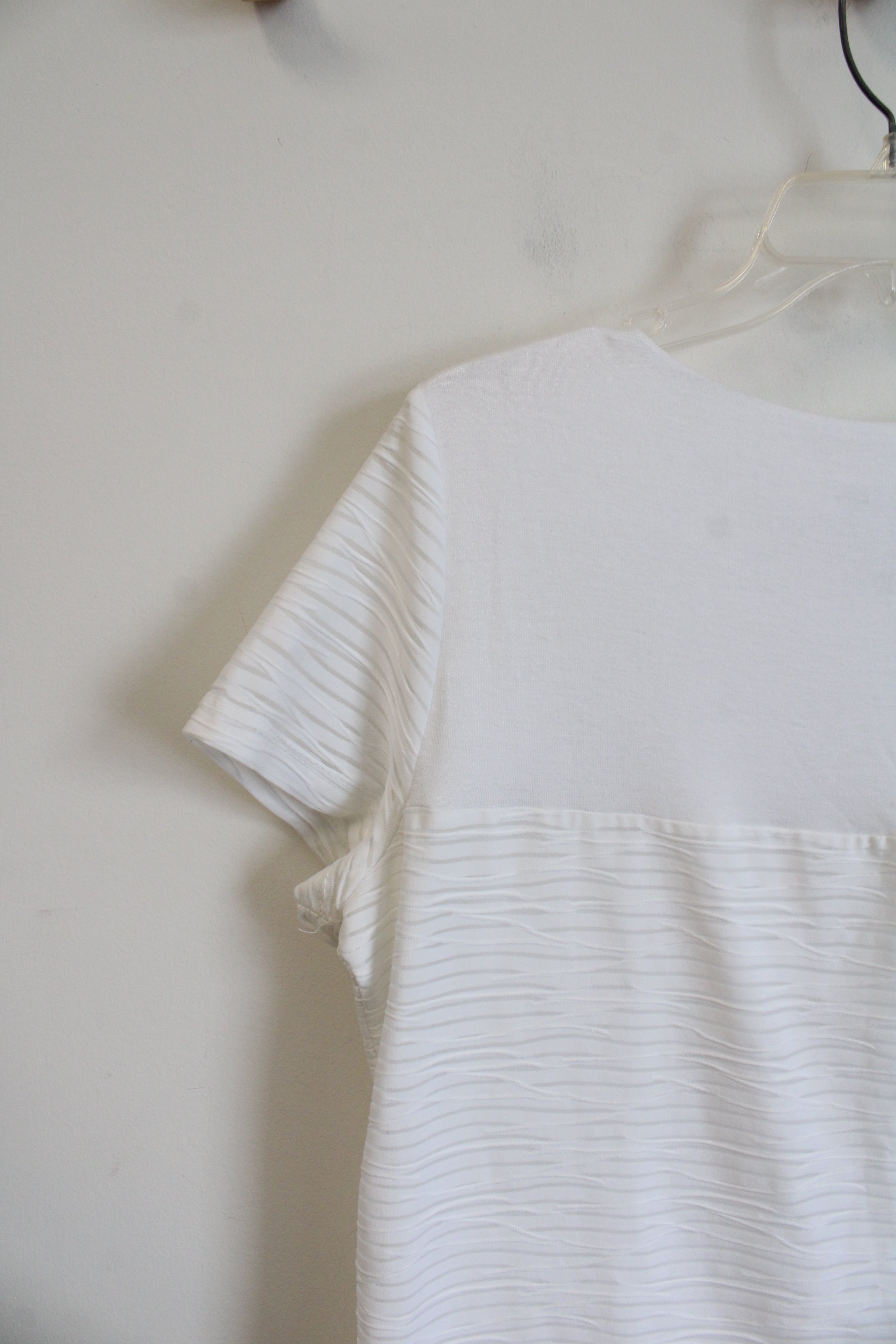 Calvin Klein White Textured Striped Top | L