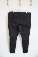 Universal Thread Mid Rise Skinny Black Jeans | 18