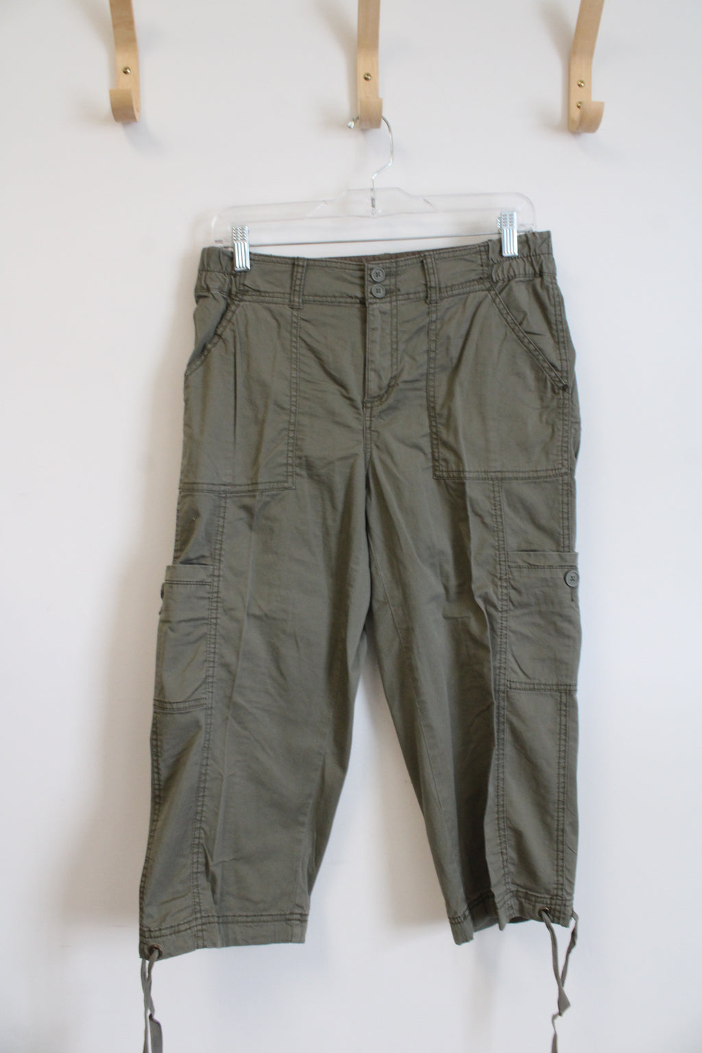 St. John's Bay Olive Green Cargo Capri Pants | 6