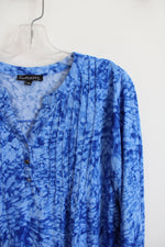 Simplicity Blue Patterned Pleated 1/4 Button Down Top | L