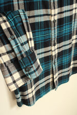 American Eagle Cotton Blue White and Navy Plaid Flannel Button down Shirt | XXL
