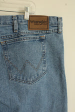 Wrangler Light Wash Relaxed Fit Jeans | 48x29