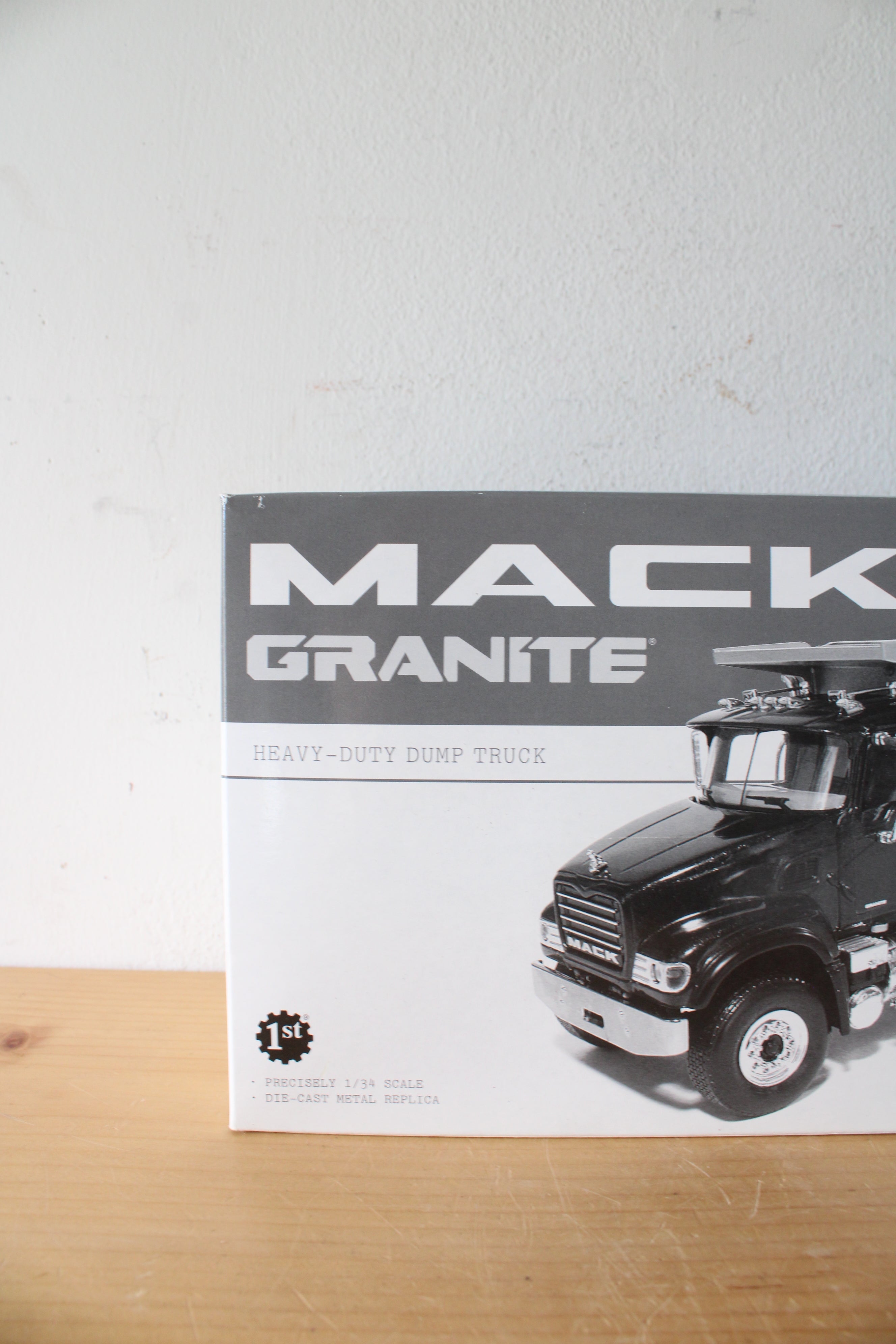 First Gear Mack Granite Precisely 1/34 Scale Die-Cast Metal Replica Dump Truck