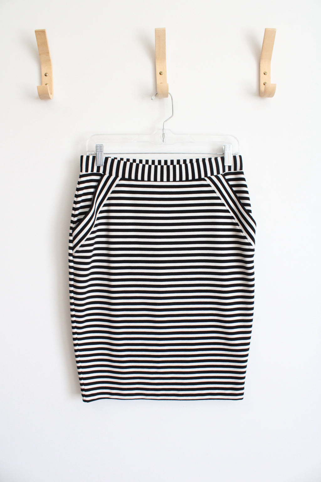 Elle Black and White Striped Skirt | XS