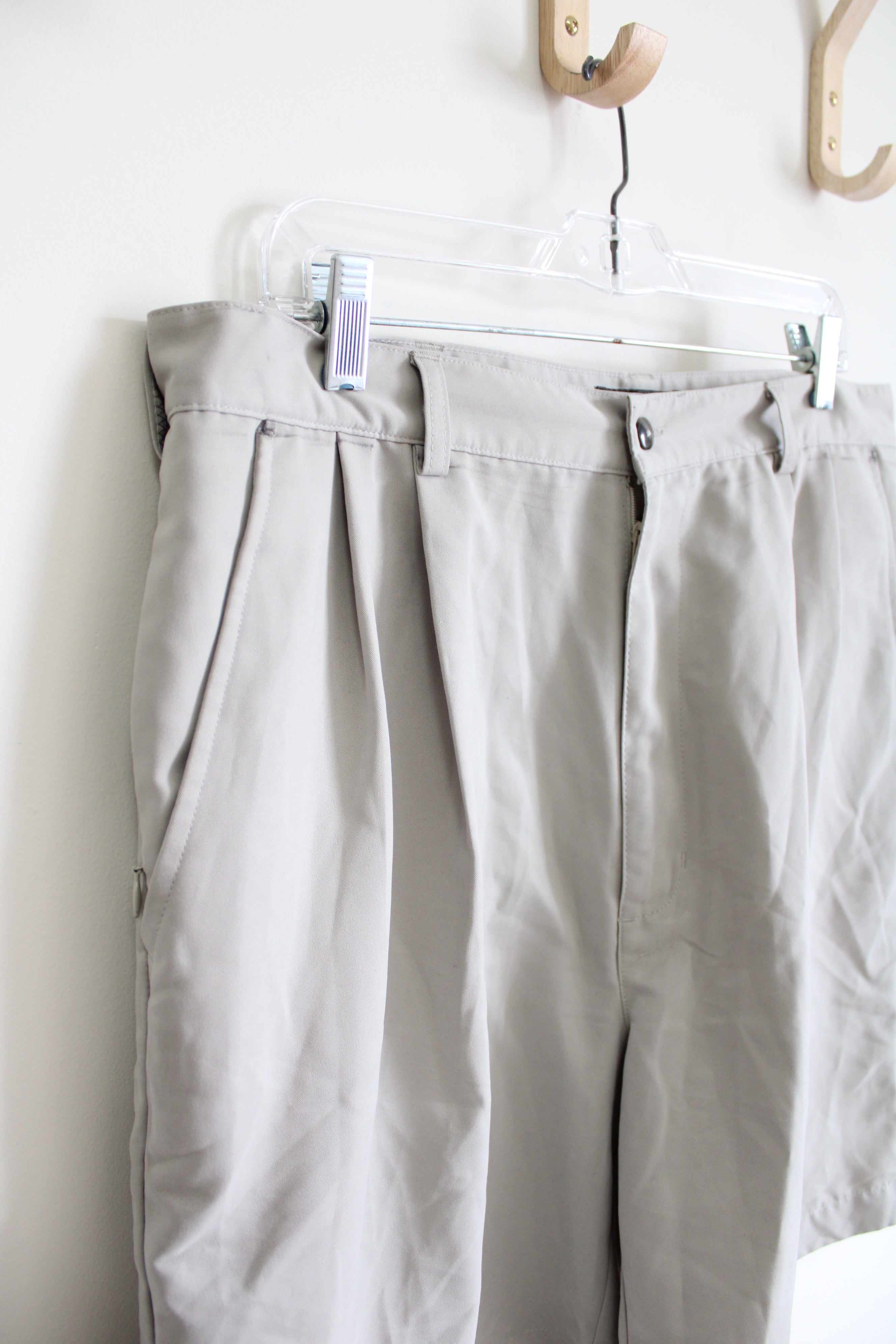 Croft & Barrow Tan Shorts | 38