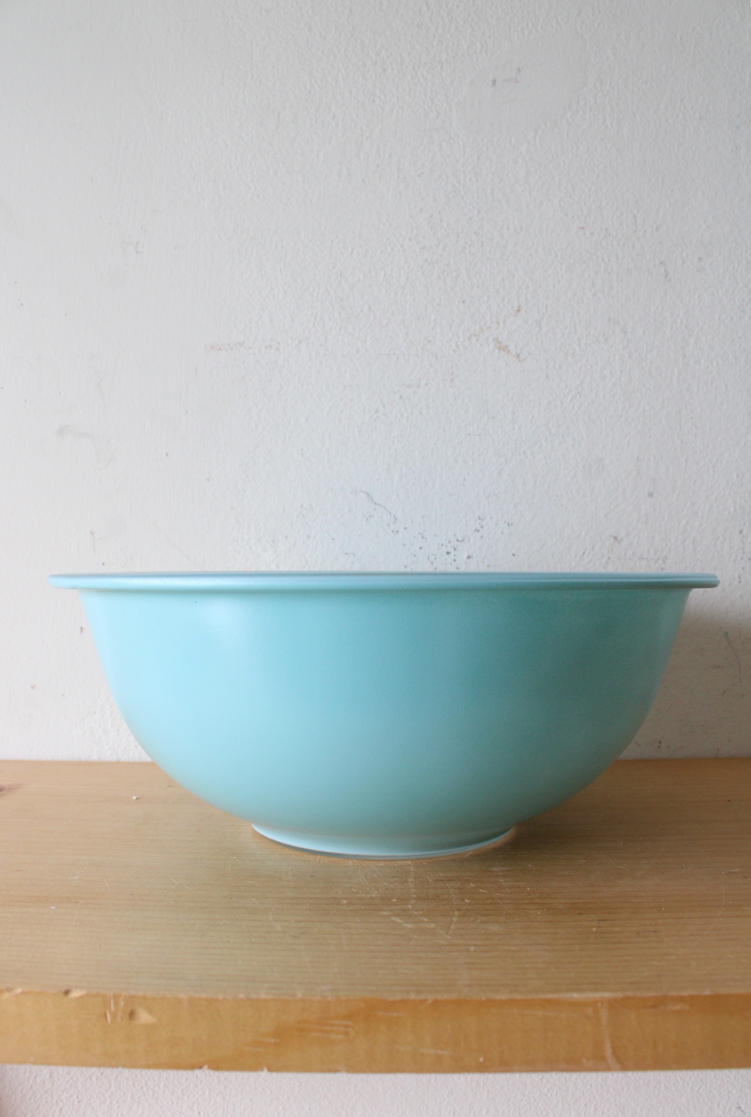 Pyrex 325 2.5L Light Blue Medium Nesting Bowl