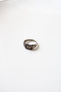 Vintage Engraved Leaf Sterling Silver Ring | Size 7.5