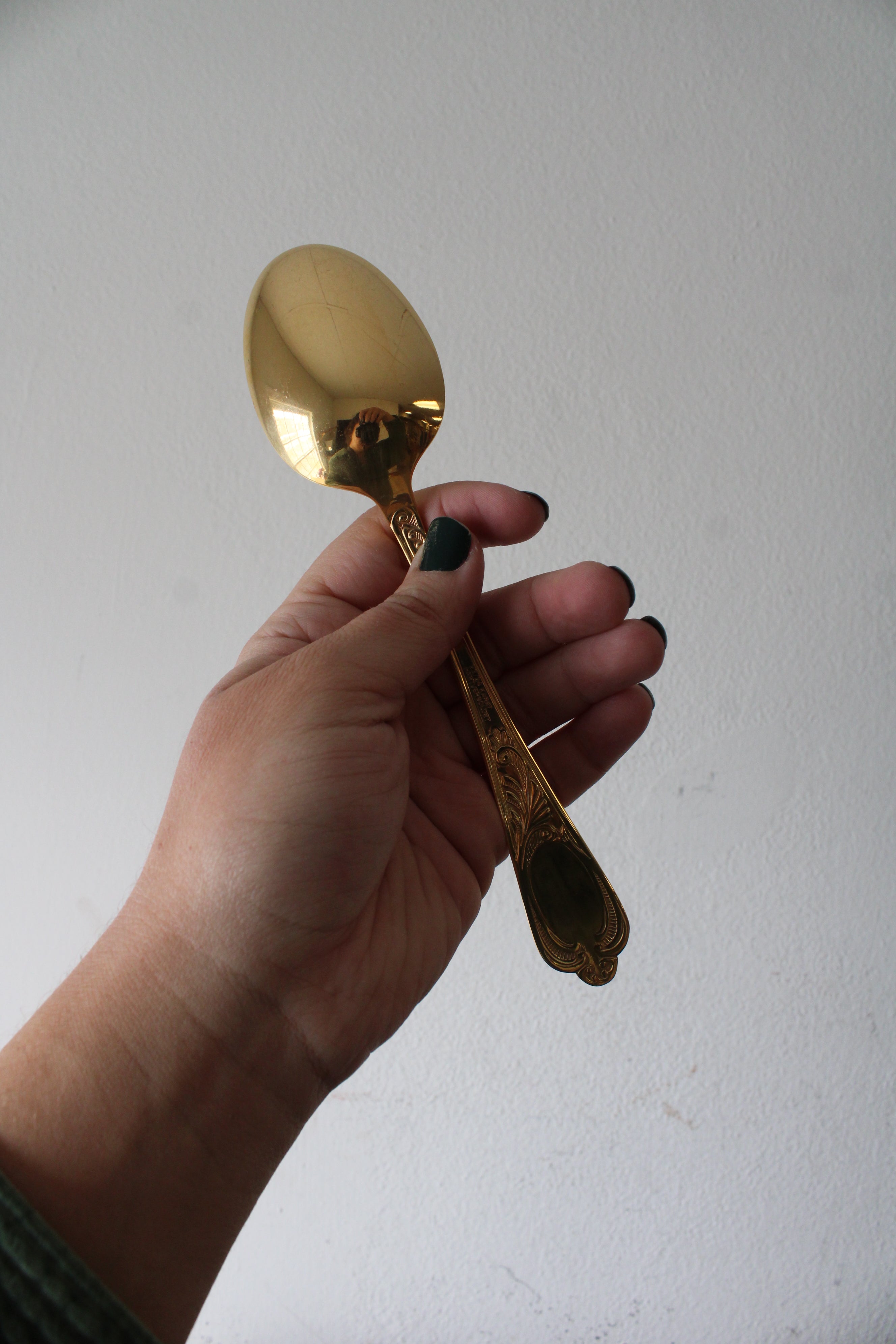 Vintage SBS Solingen Qualitats-Bestecke 24K Gold Silverware Set | 69-Piece Set