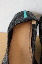Tieks Black Crinkle Patent Leather Ballet Flats | Size 8