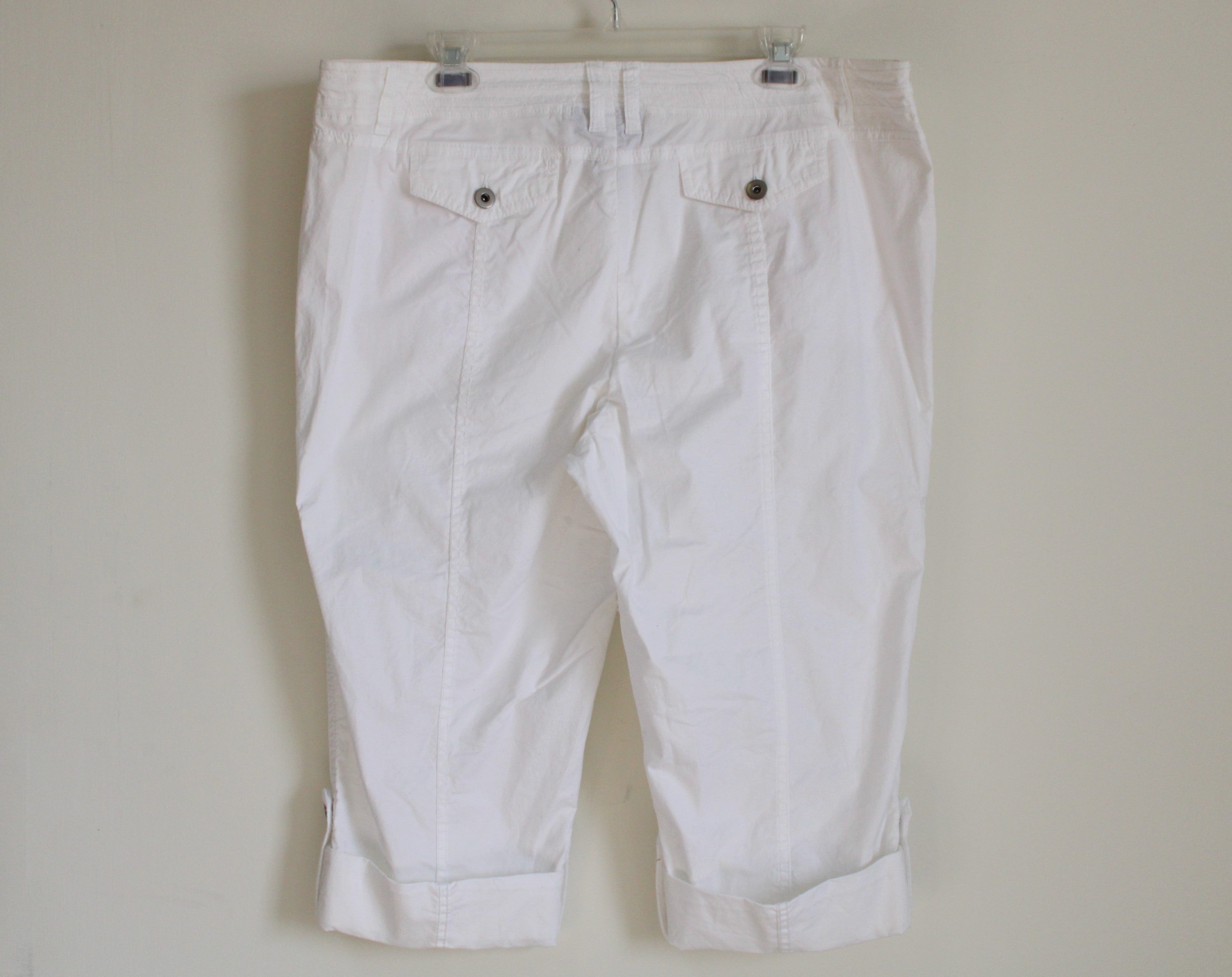INC International; Concepts white Capri Pants | 16