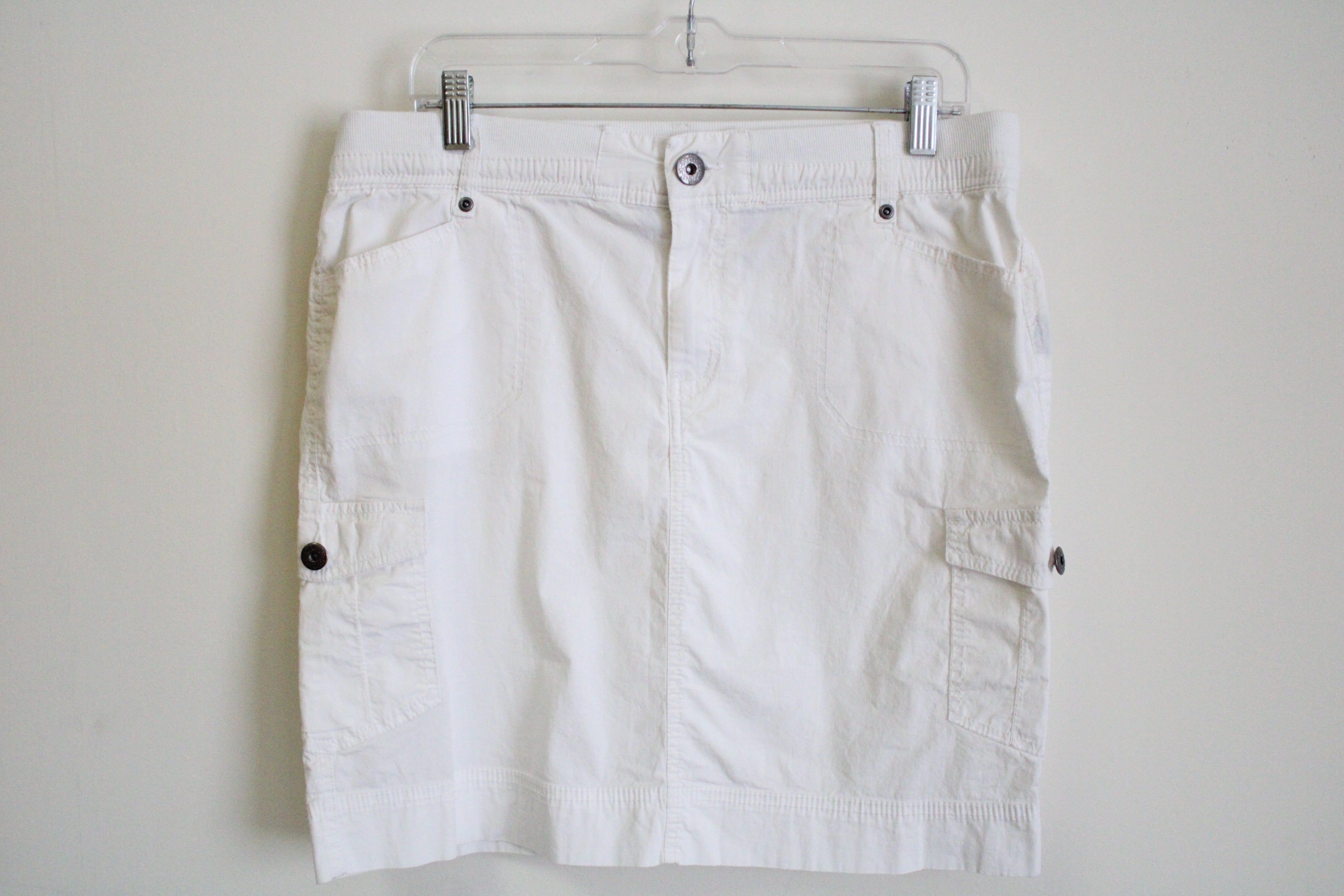 Khakis & Co. White Skirt | 10