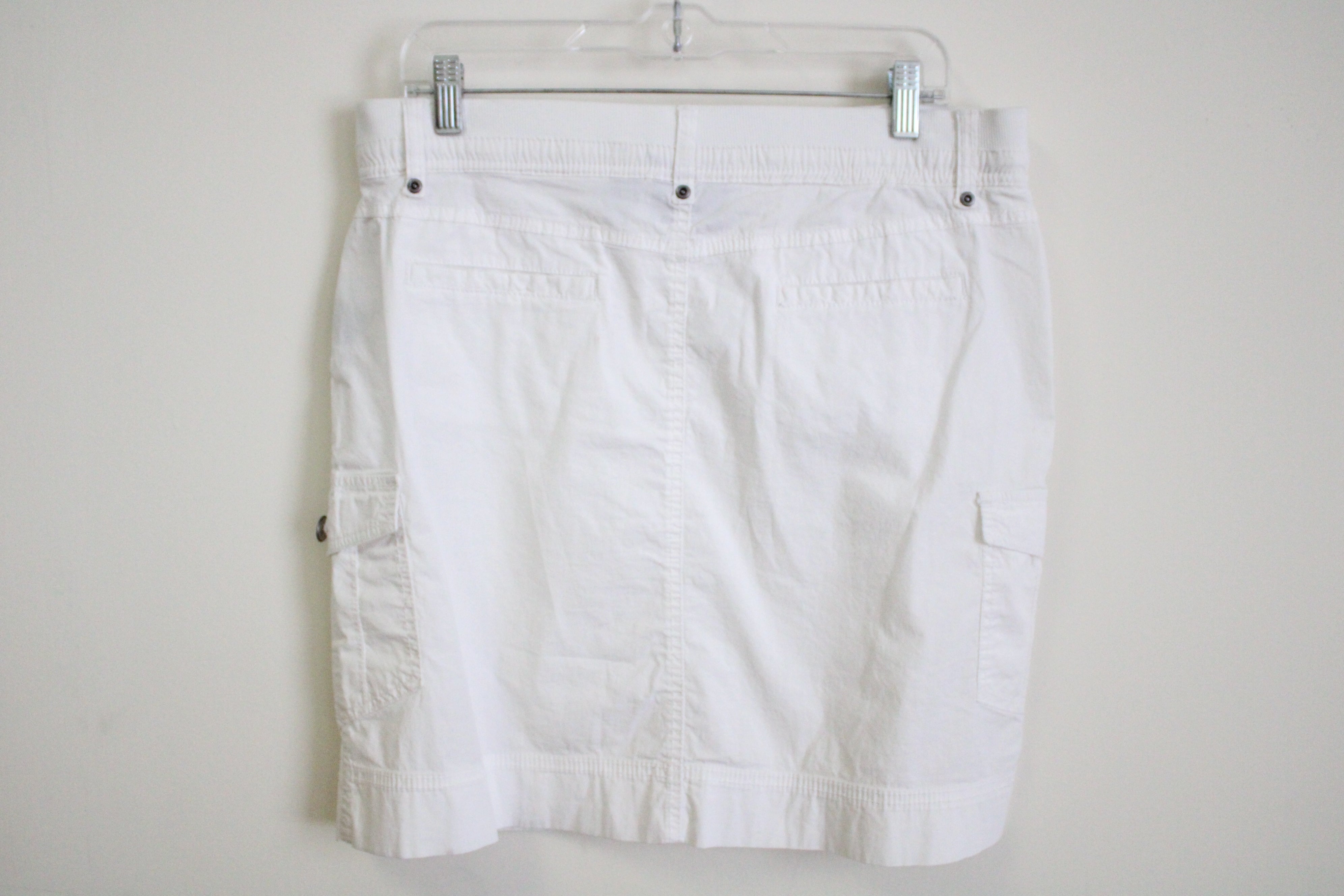 Khakis & Co. White Skirt | 10